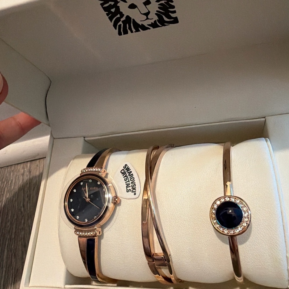 Anne Klein Swarovski Crystal Watch & Bangle Set AK/3292NVST Blue Dial Rose Gold - Picture 3 of 4